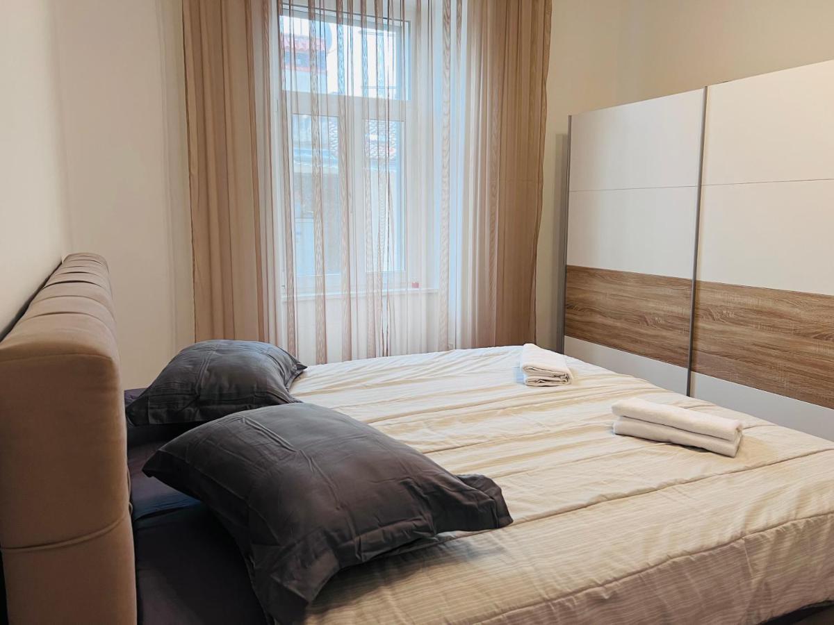 Apartment For Special Getaway Rose Πούλα Εξωτερικό φωτογραφία
